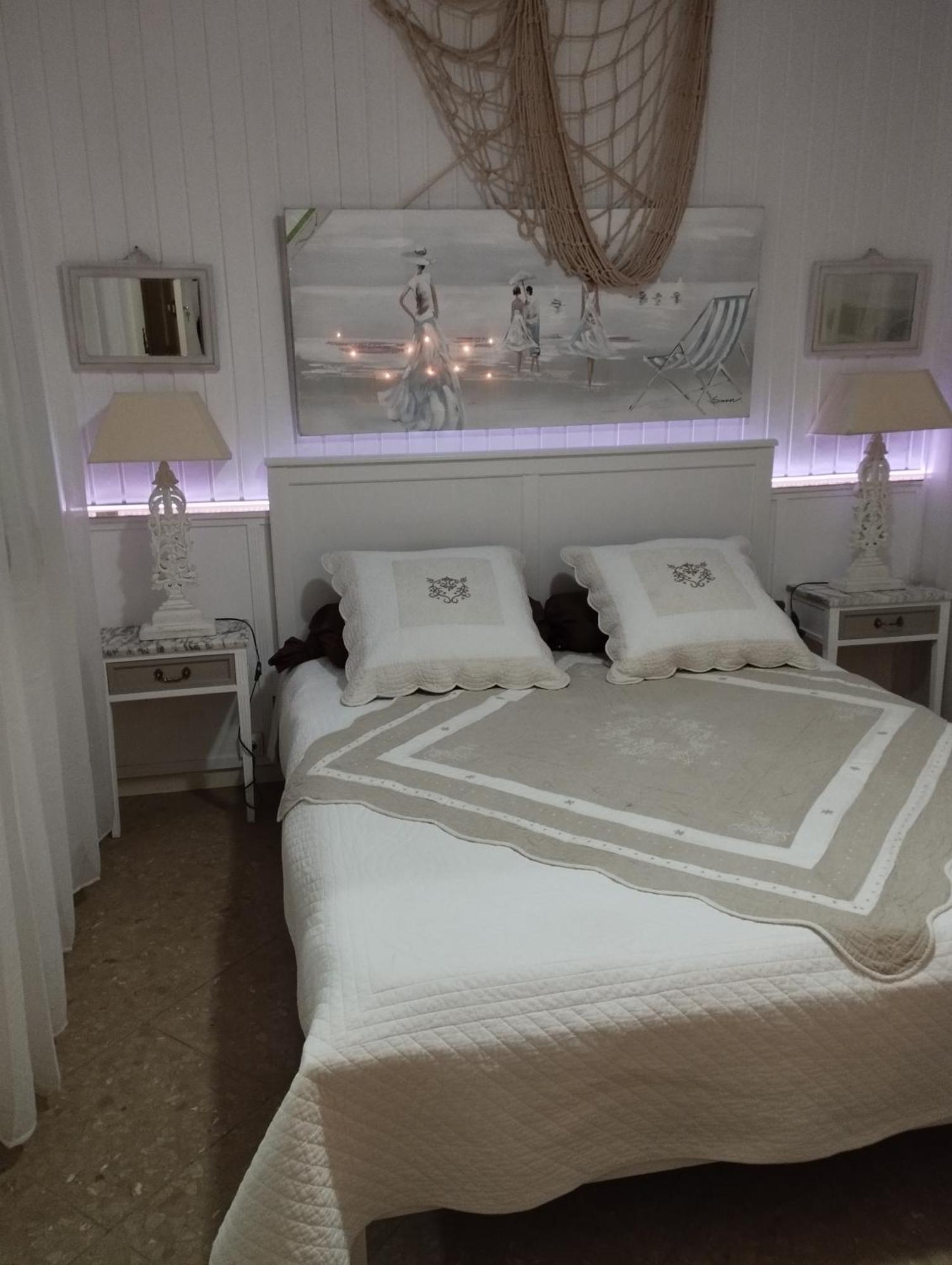 Chambres D'Hotes Chez Catherine A Reus Chambre Bord De Mer Avec Salle De Bains Privee Екстериор снимка